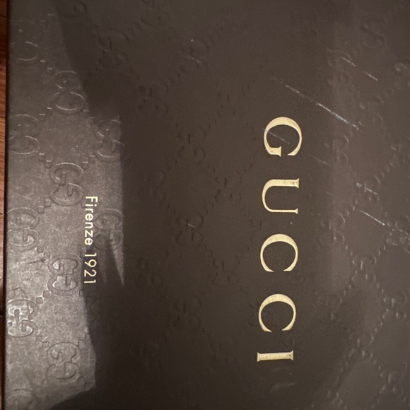 Men’s black Gucci sneakers
